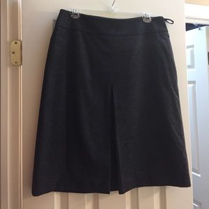 Size 8 Banana Republic wool pencil skirt.