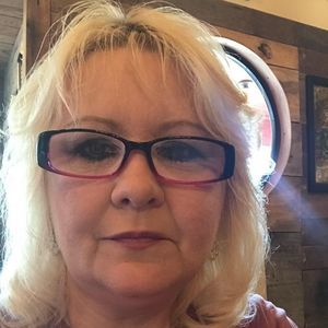 Meet your Posher, Rhonda