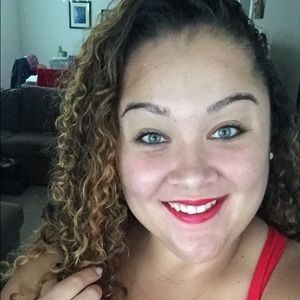 Meet your Posher, Marian