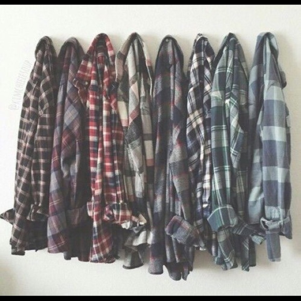 MADE A NEW LISTING 💓✨ Vintage Flannel Mystery Box - Picture 4 of 7