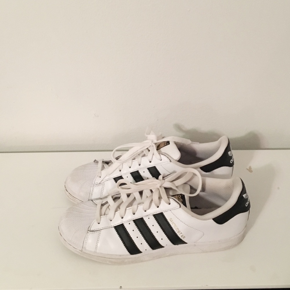 Adidas Superstar Sneakers