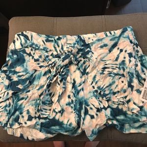 Forever 21 tie dye blue shorts. Tag on!
