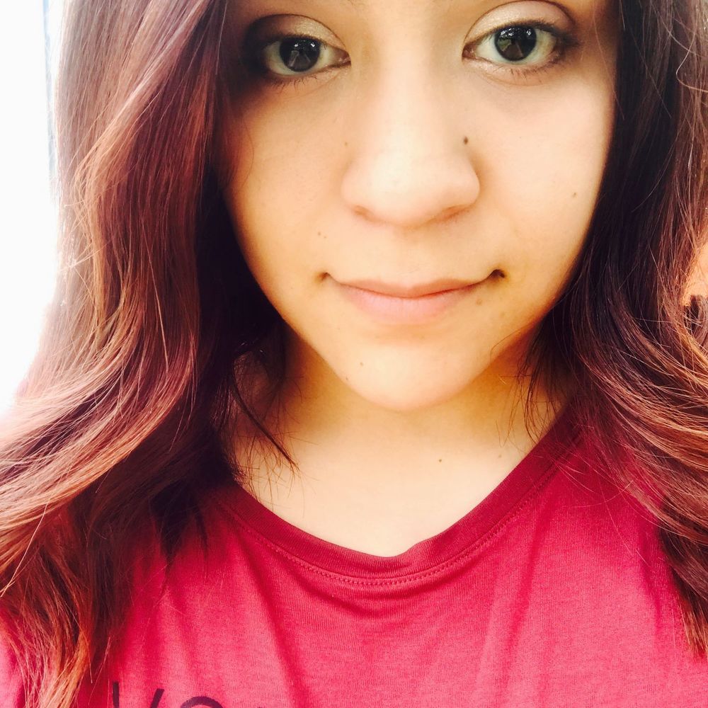 Meet your Posher, Hillary