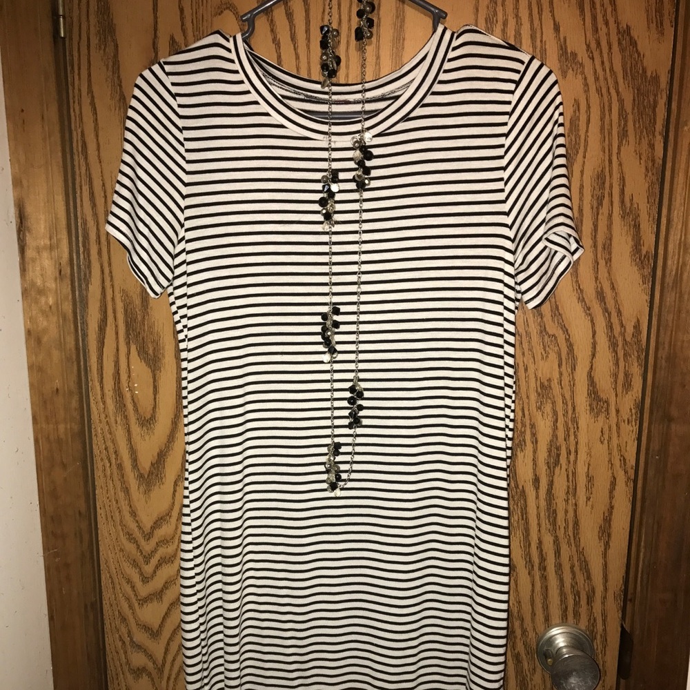 Medium rue21 dress
