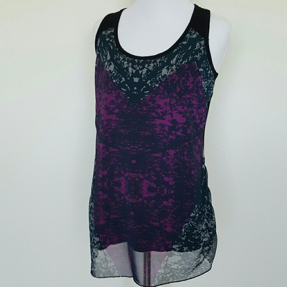 CAbi Yoga Tank Size S