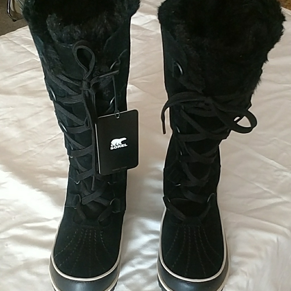 Sorel Tivoli II Black Boots