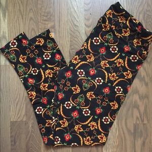 LuLaRoe Leggings Floral TC EUC