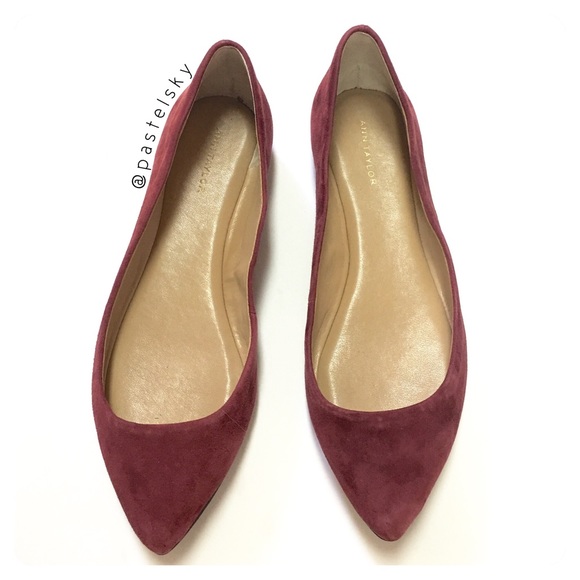 ANN TAYLOR pointed toe flats - Picture 2 of 6