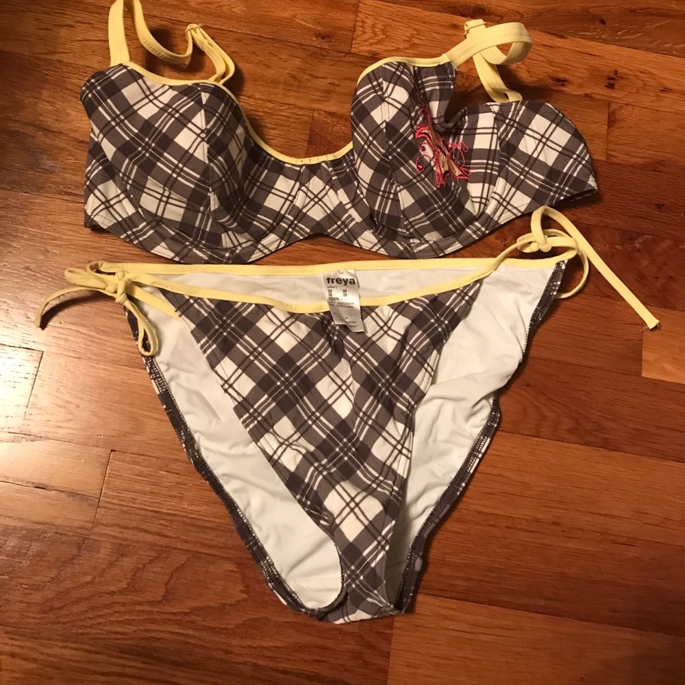 Freya 2 piece swimsuit - Picture 1 of 2