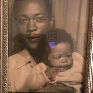 Meet your Posher, Adrienne