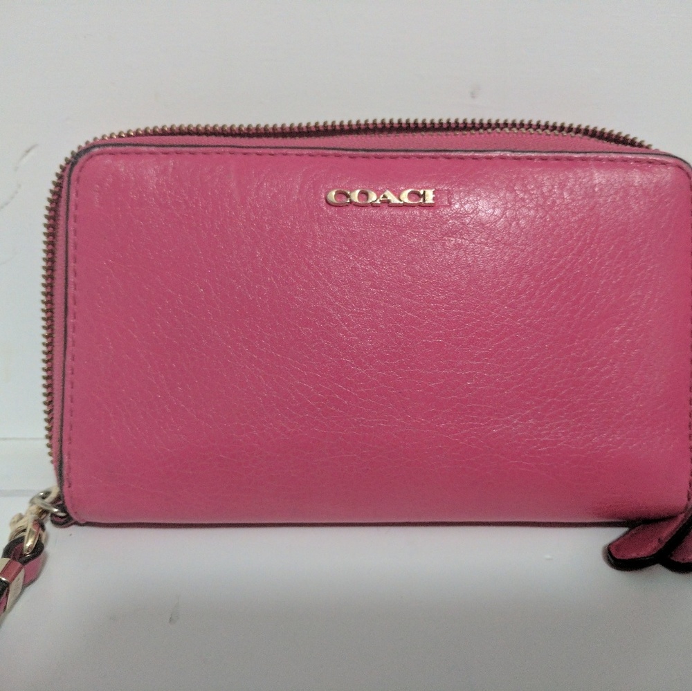 🌟🌟Coach Wristlet/Wallet