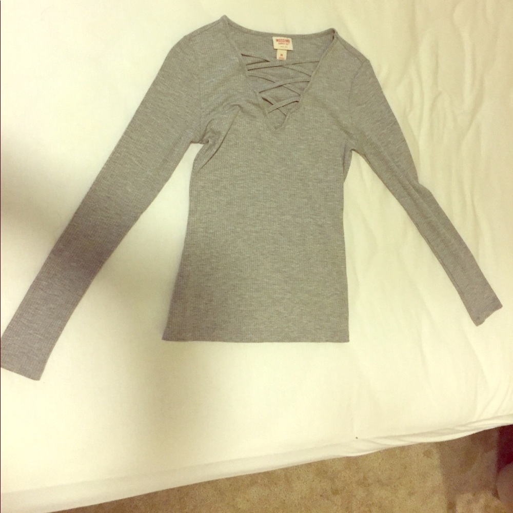 Gray long sleeve tshirt xs