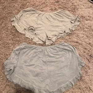 2 pairs of shorts
