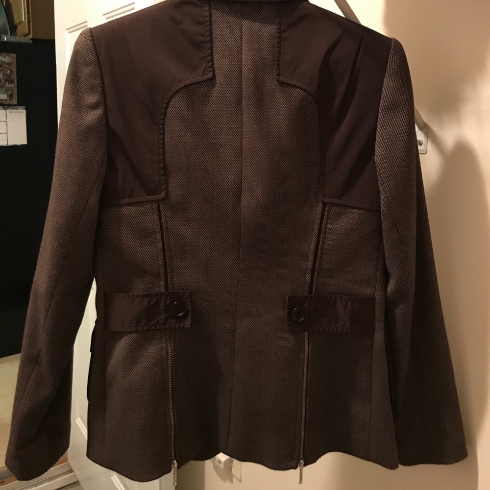 Blazer - Picture 4 of 6