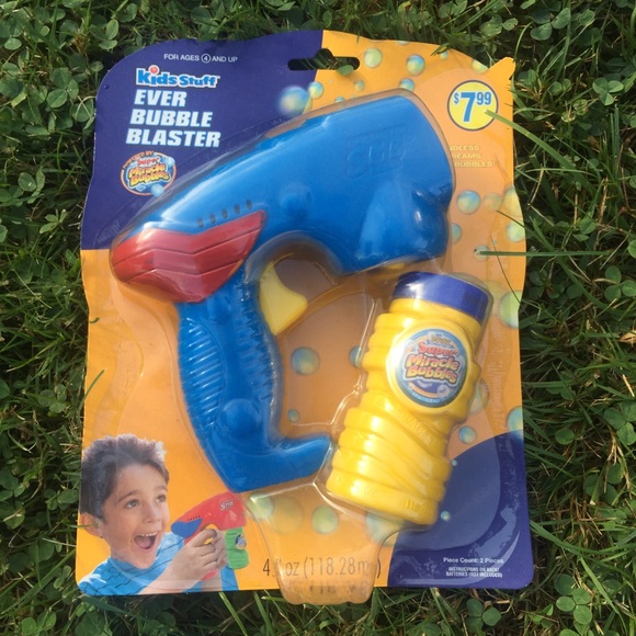 Sprinkler, boogey board, inflatable pool bubble gn