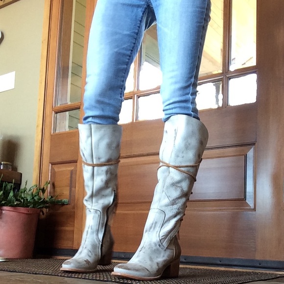 🍃💕NIB Steve Madden Freebird Cosmo Leather Boot - Picture 6 of 8