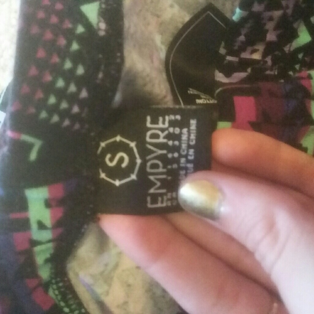 NWOT Empyre Cropped Leggings - Picture 5 of 5