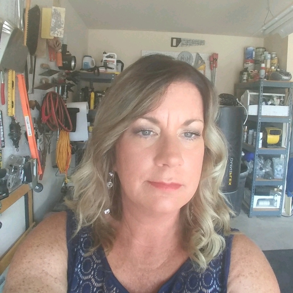 Meet your Posher, Sherry