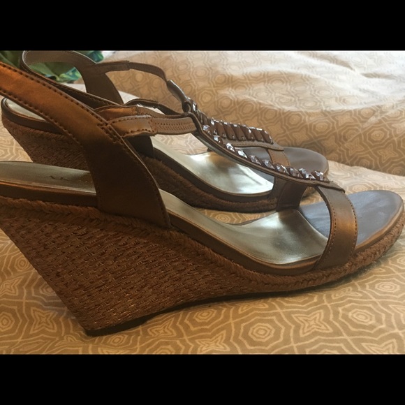 Wedges - Picture 2 of 4