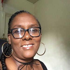 Meet your Posher, Jacqueline