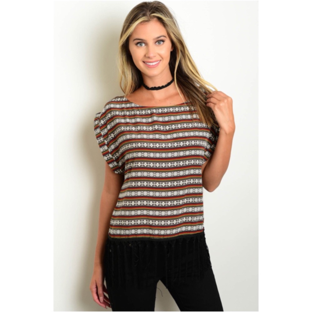 5🌟Wine Boho Short Sleeve Fringe Top - Picture 2 of 4