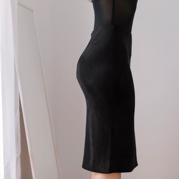 SoldOut11thStreet - Picture 5 of 8