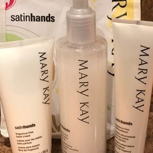 Mary Kay Satin Hands Set