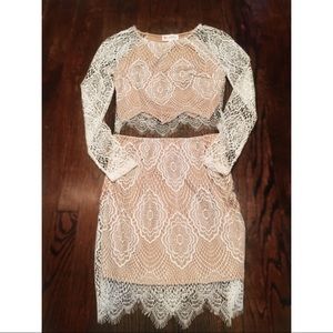 L'ATISTE Crop Top & Skirt