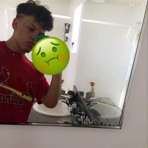 Meet your Posher, Gio