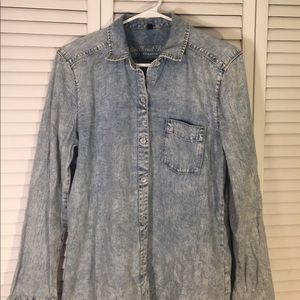 Large Bullhead Black/Pacsun Button Down