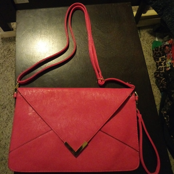 ♦️***SOLD***♦️Pink & Gold Purse w/Earrings - Picture 3 of 3