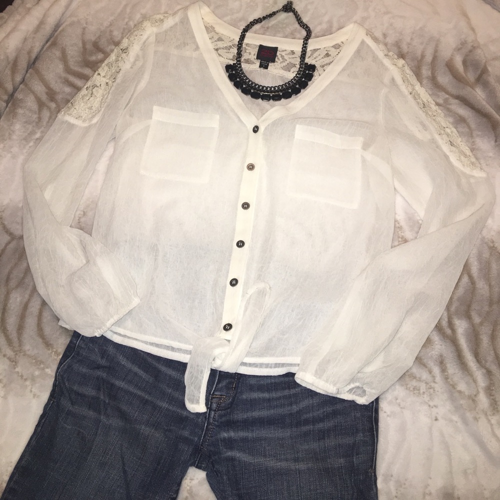 2B BeBe Blouse