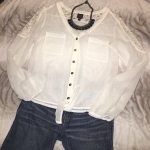 2B BeBe Blouse