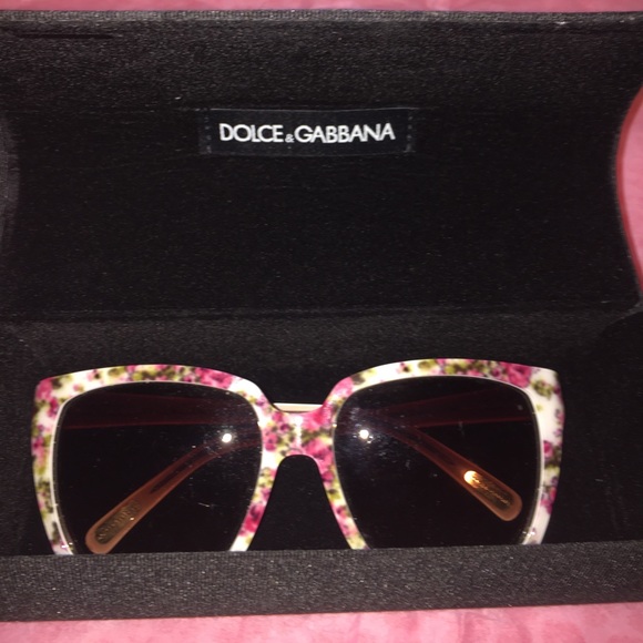 Dolce and Gabbana sunglasses main image 7