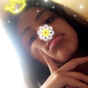 Meet your Posher, Alicia