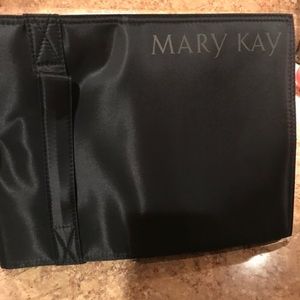 Travel roll up makeup bag