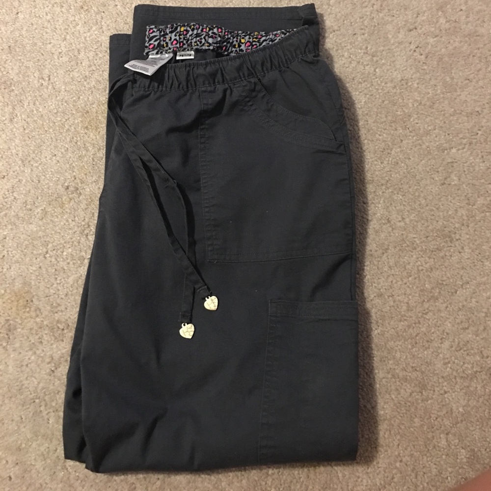 Women's heart soul  scrub pants. Size large petit