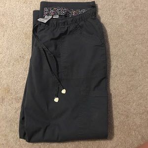 Women's heart soul  scrub pants. Size large petit