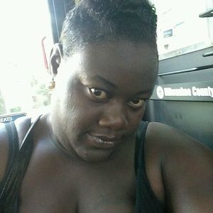 Meet your Posher, Deanna