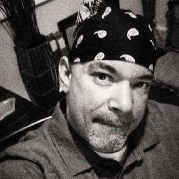 Meet your Posher, Robert - Picture 1 of 1