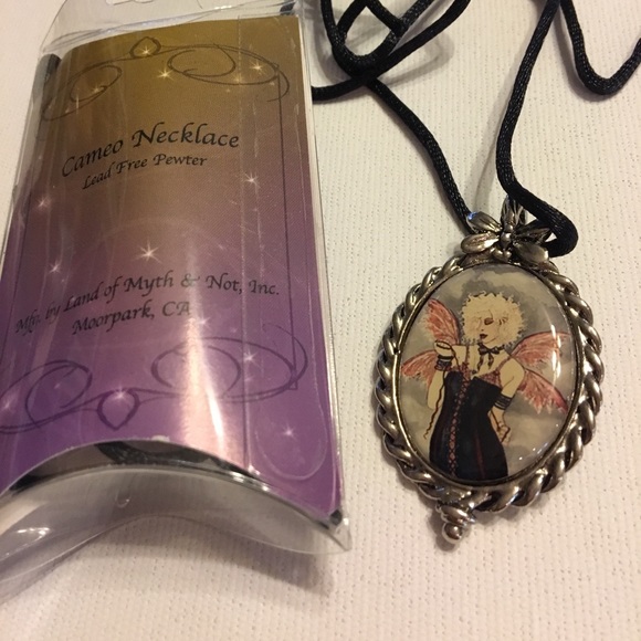 Fairy cameo pewter pendant New in package - Picture 4 of 4