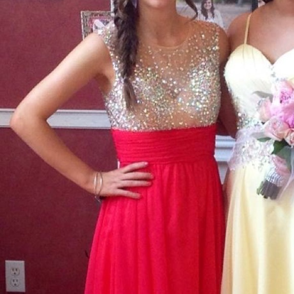 GORGEOUS prom dress! - Picture 1 of 2