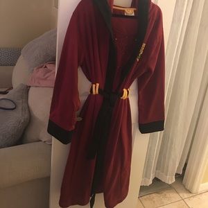 Harry Potter Gryffindor Robe Adult Small w/ hood