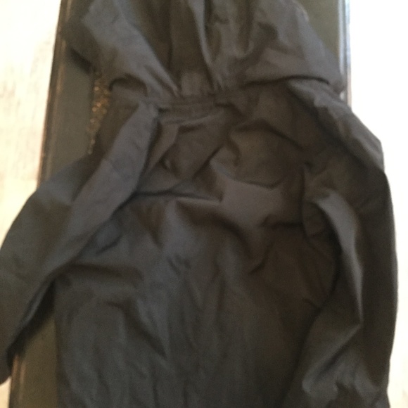 🤑SOLD Quicksilver Black Water Resistant Jacket 2T - Picture 4 of 4