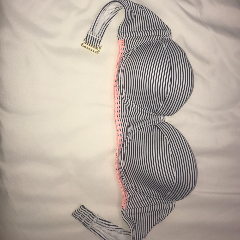 Cutest Bikini Top!