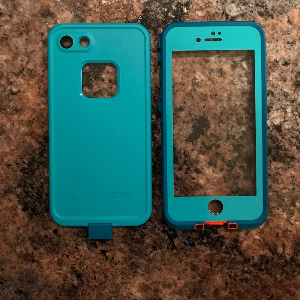 iPhone 7 life proof case//teal with orange accent