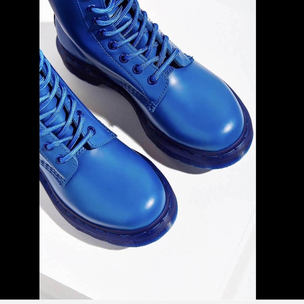 Urban Outfitters Dr Martens Leather LaceUp Boot 37 - Picture 5 of 7
