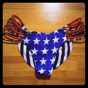 Savage Swim "Haven" medium extra coverage