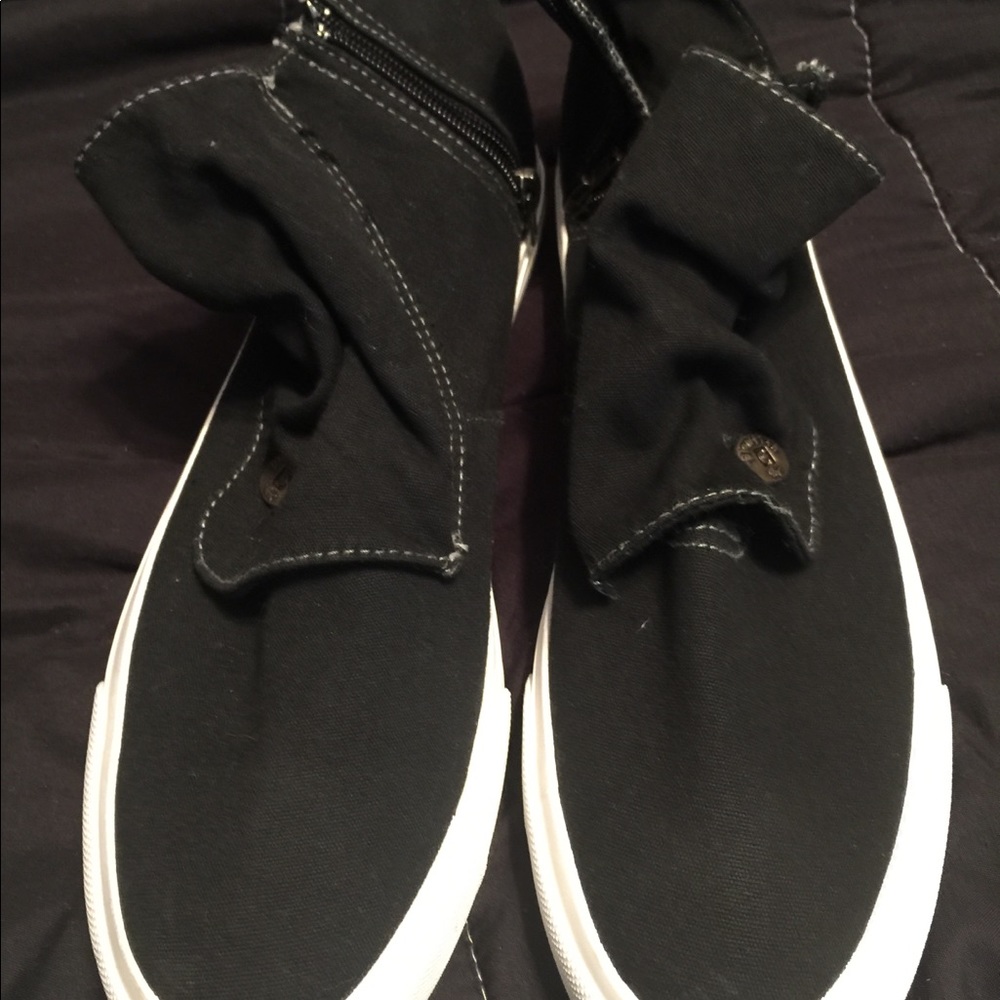 Size 11 Women's Blowfish High Tops