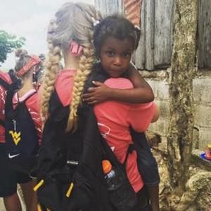 Meet your Posher, Kayla